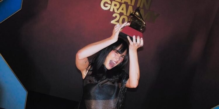 Aitana celebra su primer Latin Grammy y reafirma su posición de artista global