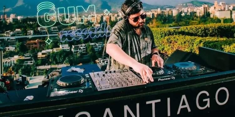 Panoramas para dejar atrás la rutina: vuelve la temporada Sunchasers en W Santiago