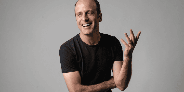Youngers: los 50 están de moda y así lo contará Stefan Kramer en su nuevo show